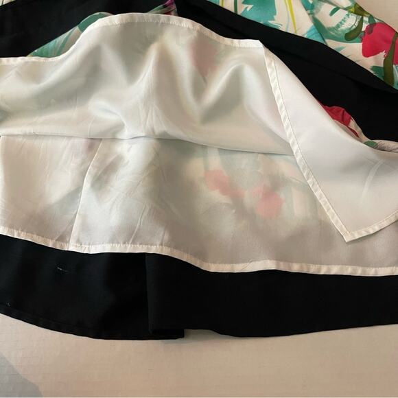 Peter Nygard White Teal Floral 100% Silk Cottage Vintage Skirt NWOT Size 10 - Picture 9 of 11